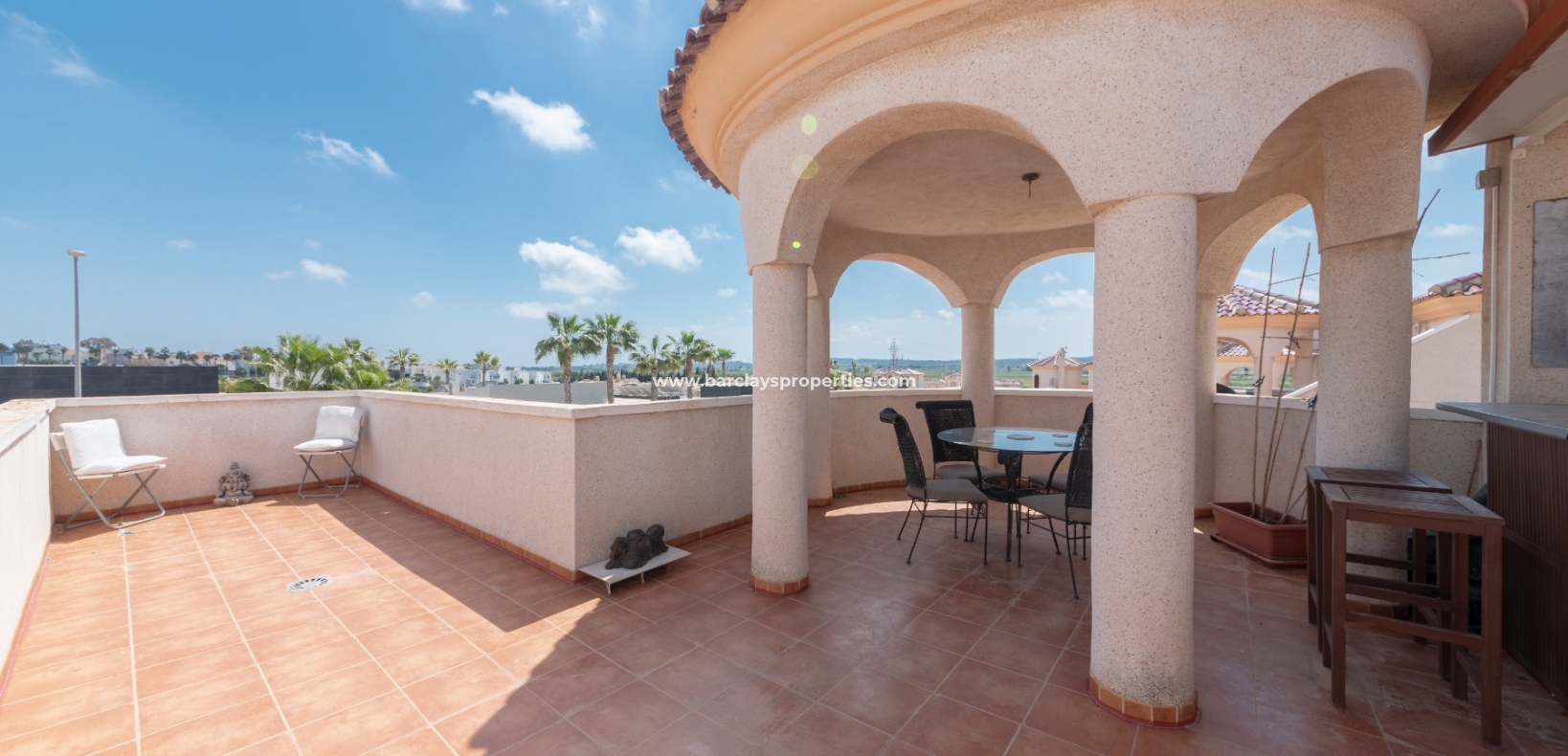 Wederverkoop - Vrijstaande Villa - Urb. La Marina