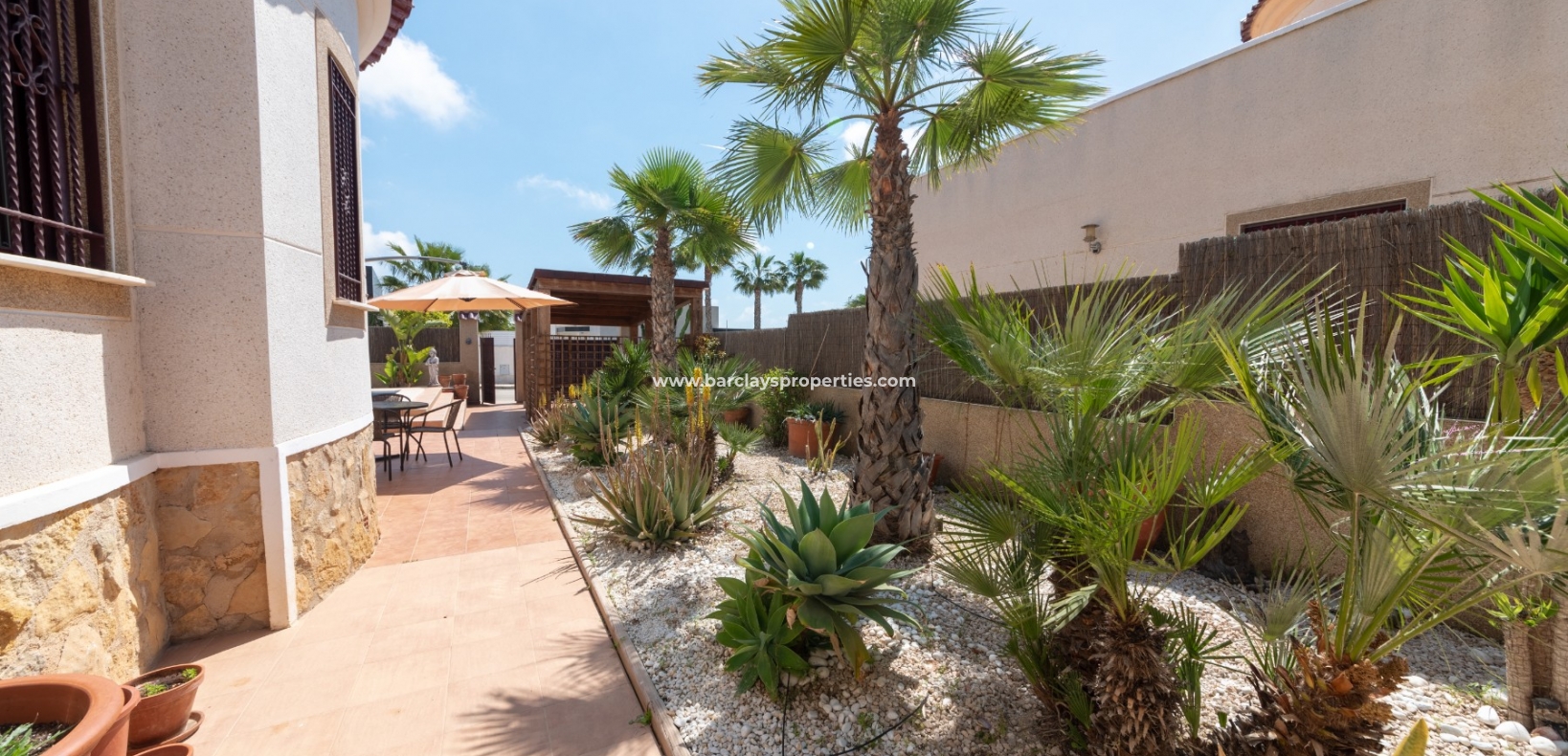 Wederverkoop - Vrijstaande Villa - Urb. La Marina