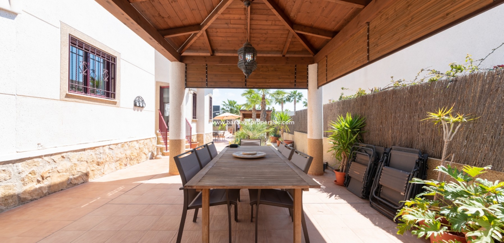 Wederverkoop - Vrijstaande Villa - Urb. La Marina