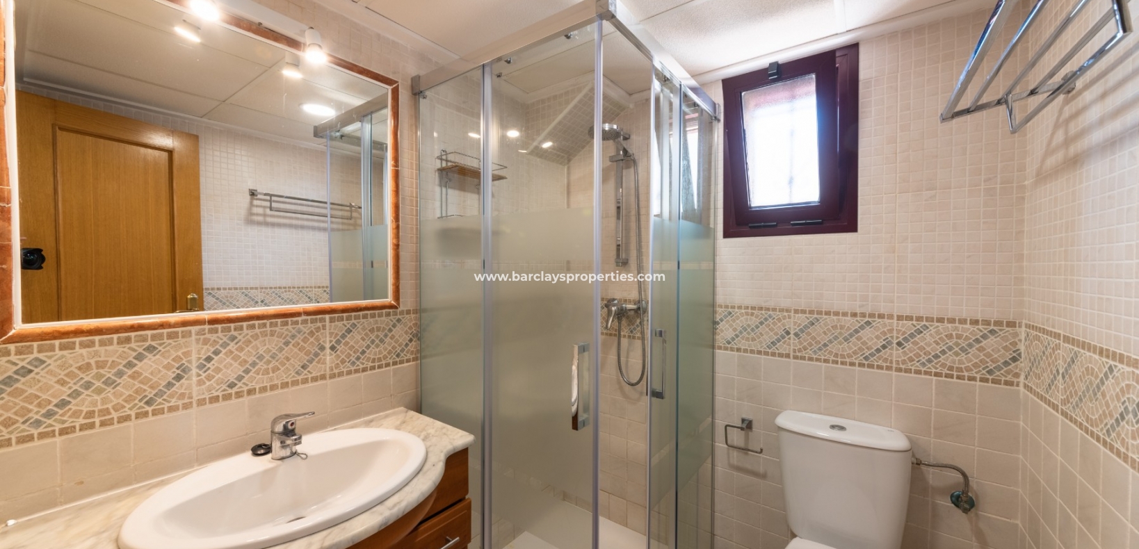 Wederverkoop - Vrijstaande Villa - Urb. La Marina