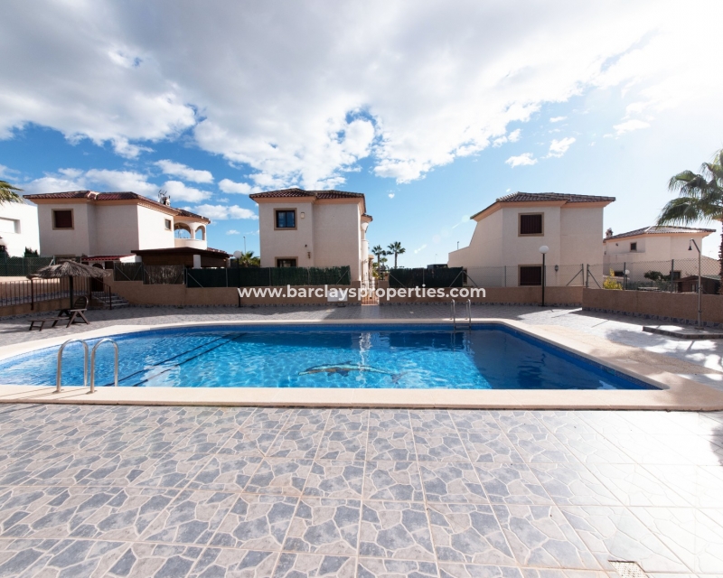 Wederverkoop - Vrijstaande Villa - Urb. La Marina