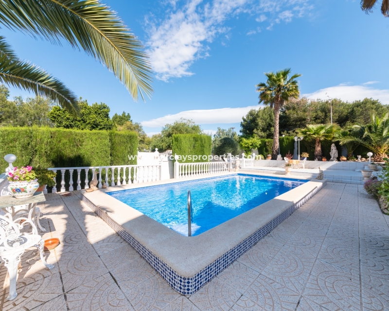 Wederverkoop - Vrijstaande Villa - Urb. La Marina