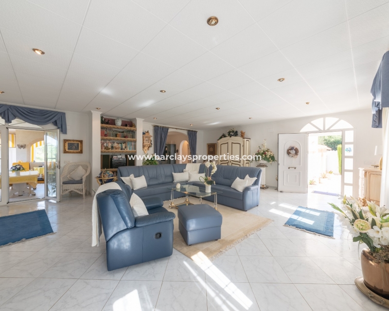 Wederverkoop - Vrijstaande Villa - Urb. La Marina