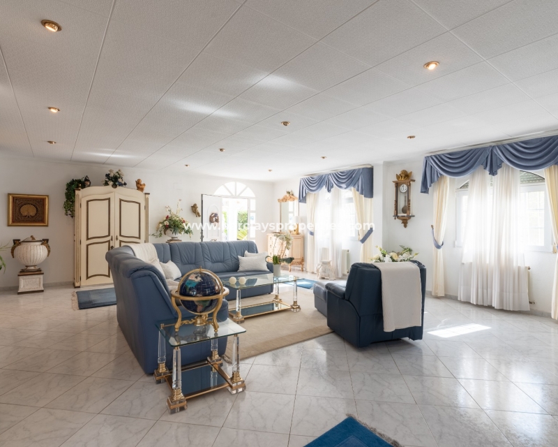 Wederverkoop - Vrijstaande Villa - Urb. La Marina