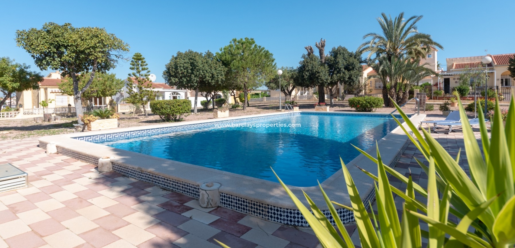 Wederverkoop - Vrijstaande Villa - Urb. La Marina