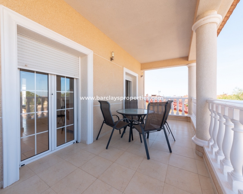 Wederverkoop - Vrijstaande Villa - Urb. La Marina