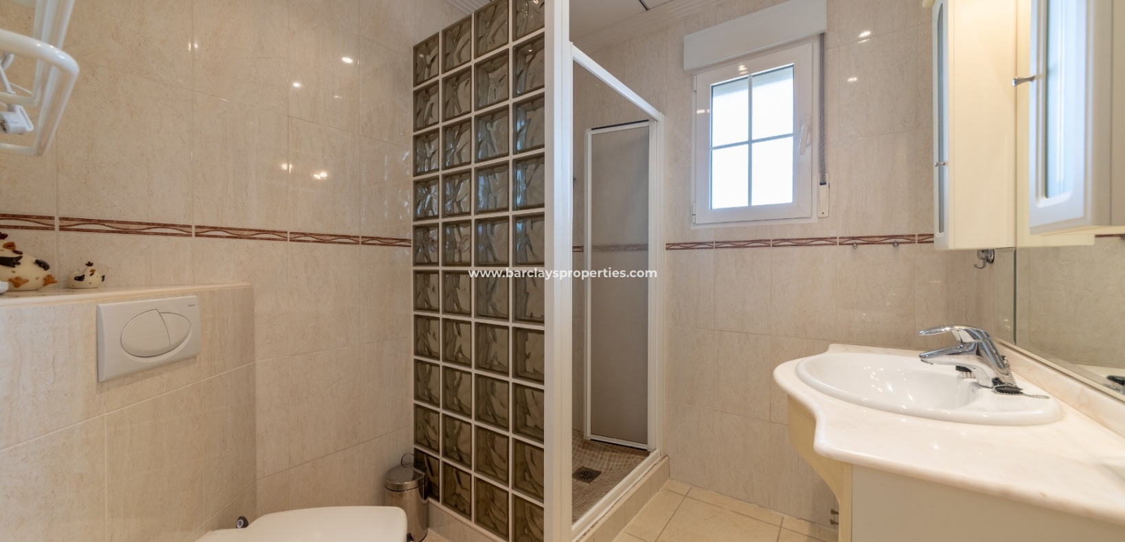 Wederverkoop - Vrijstaande Villa - Urb. La Marina