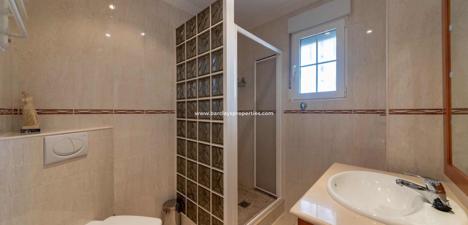 Wederverkoop - Vrijstaande Villa - Urb. La Marina