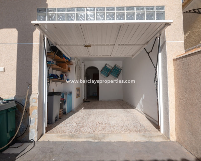 Wederverkoop - Vrijstaande Villa - Urb. La Marina