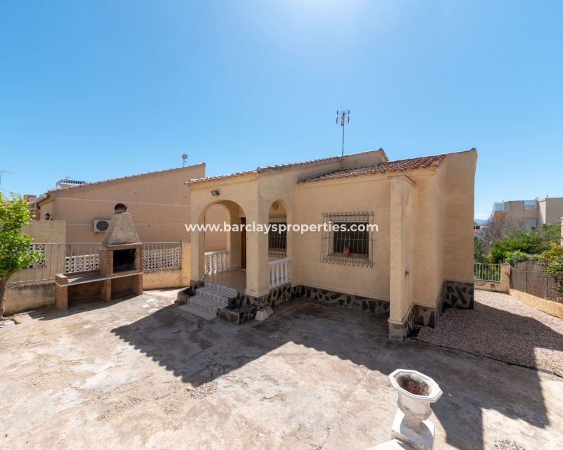 Wederverkoop - Vrijstaande Villa - Urb. La Marina