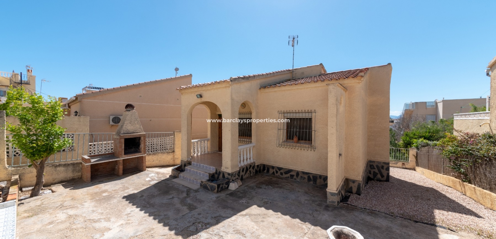 Wederverkoop - Vrijstaande Villa - Urb. La Marina