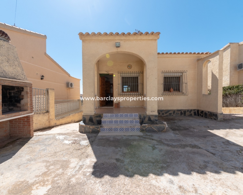 Wederverkoop - Vrijstaande Villa - Urb. La Marina