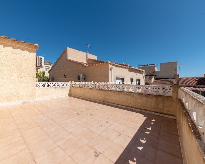 Wederverkoop - Vrijstaande Villa - Urb. La Marina