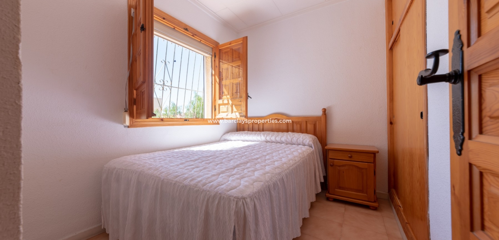 Wederverkoop - Vrijstaande Villa - Urb. La Marina