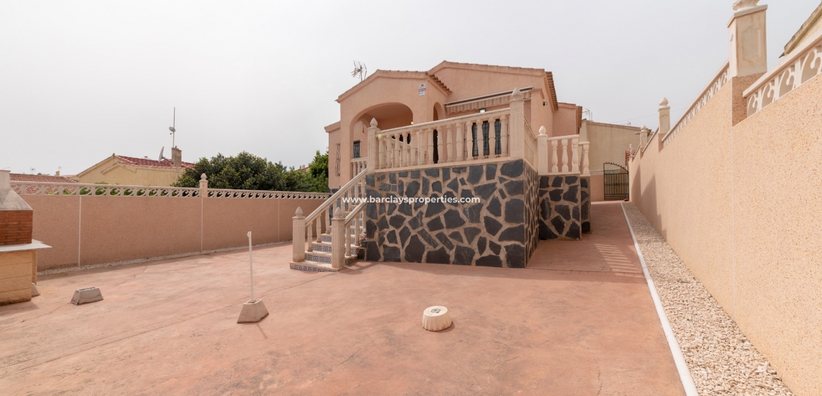 Wederverkoop - Vrijstaande Villa - Urb. La Marina