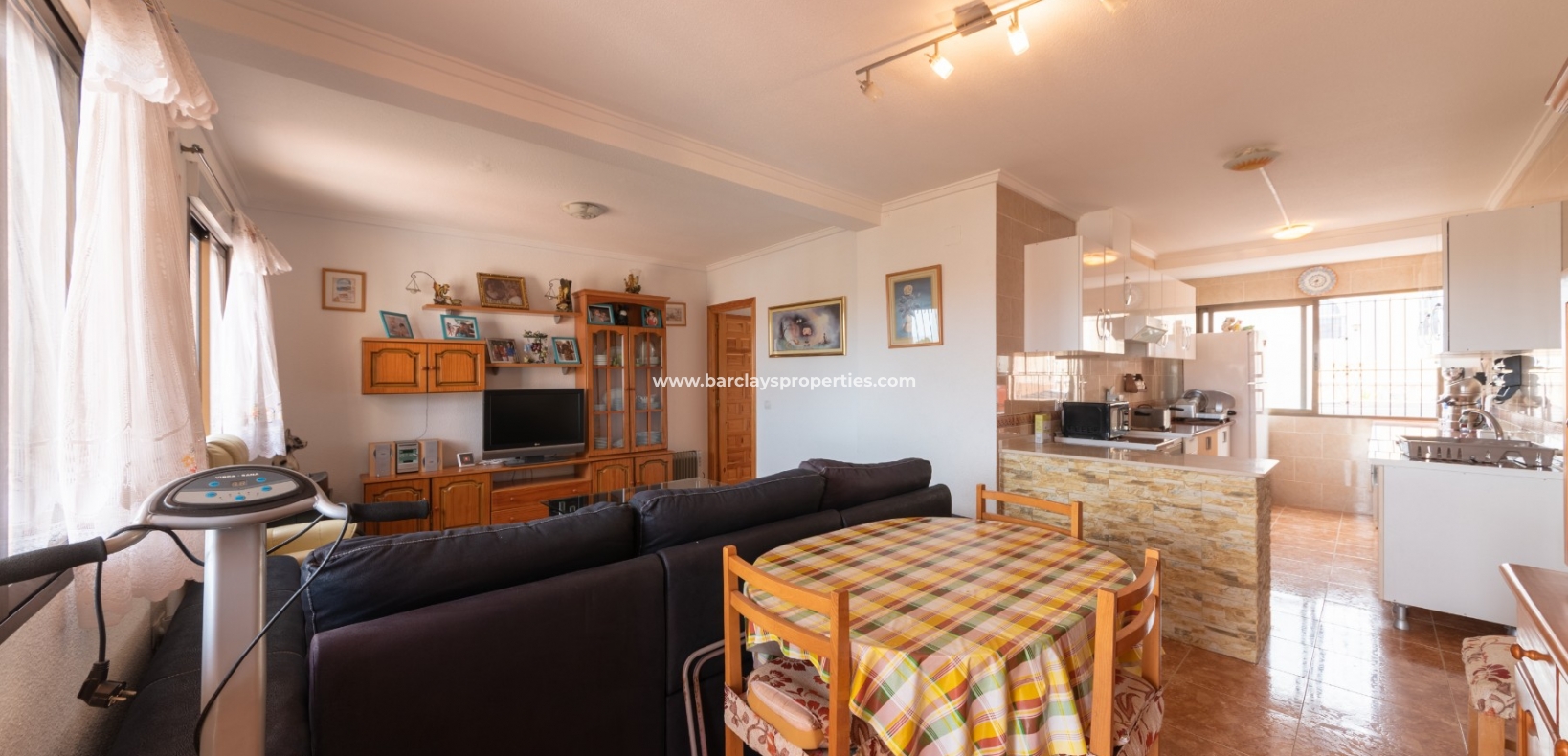 Wederverkoop - Vrijstaande Villa - Urb. La Marina