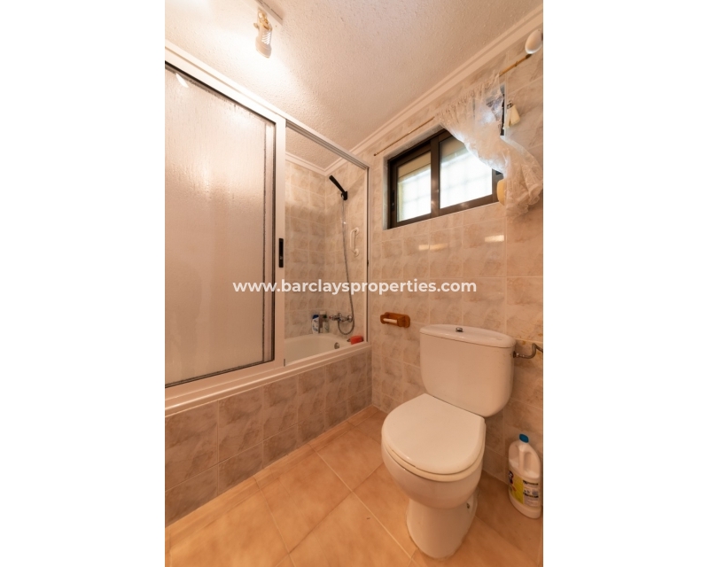 Wederverkoop - Vrijstaande Villa - Urb. La Marina