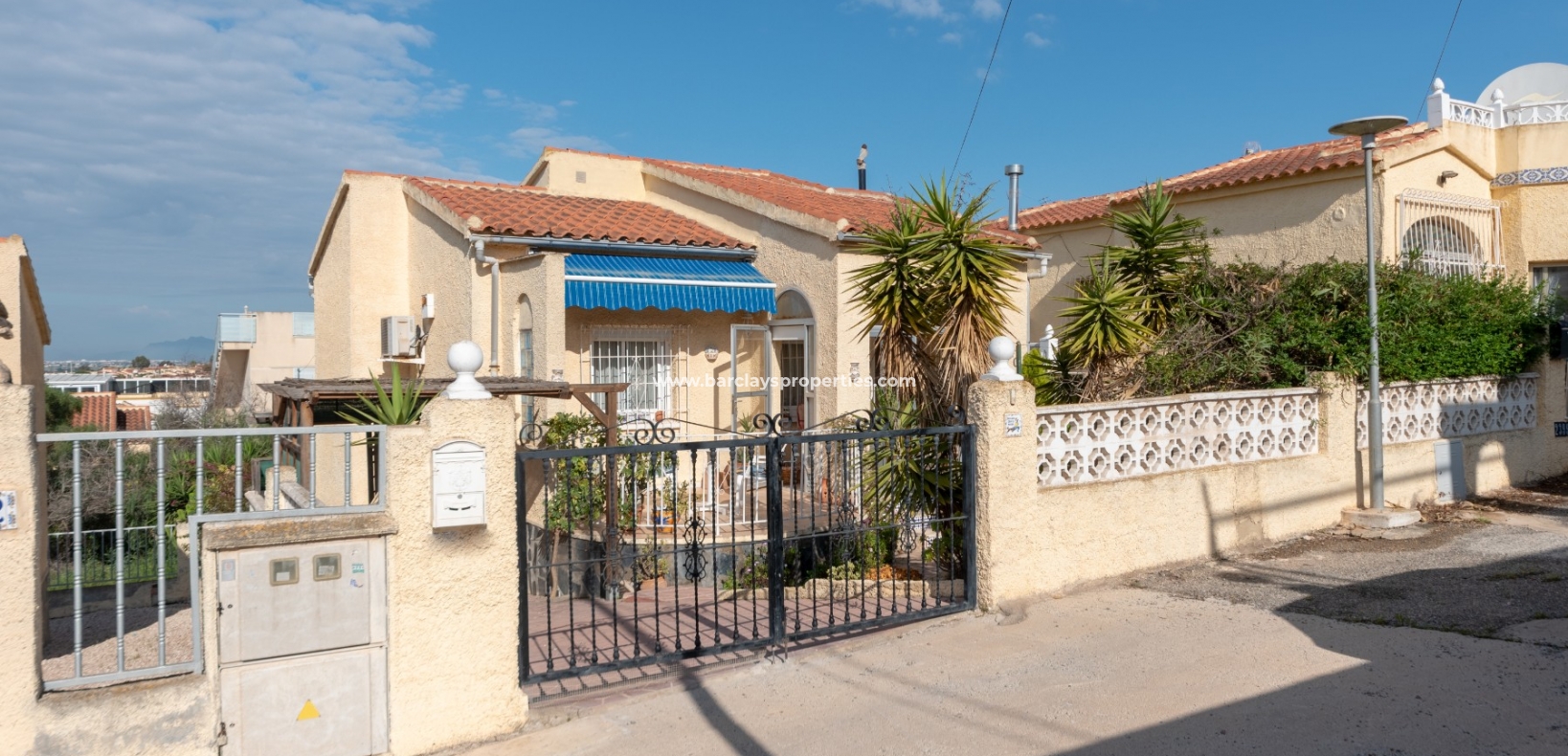 Wederverkoop - Vrijstaande Villa - Urb. La Marina