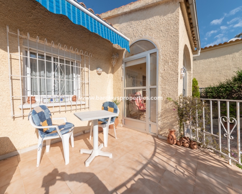 Wederverkoop - Vrijstaande Villa - Urb. La Marina