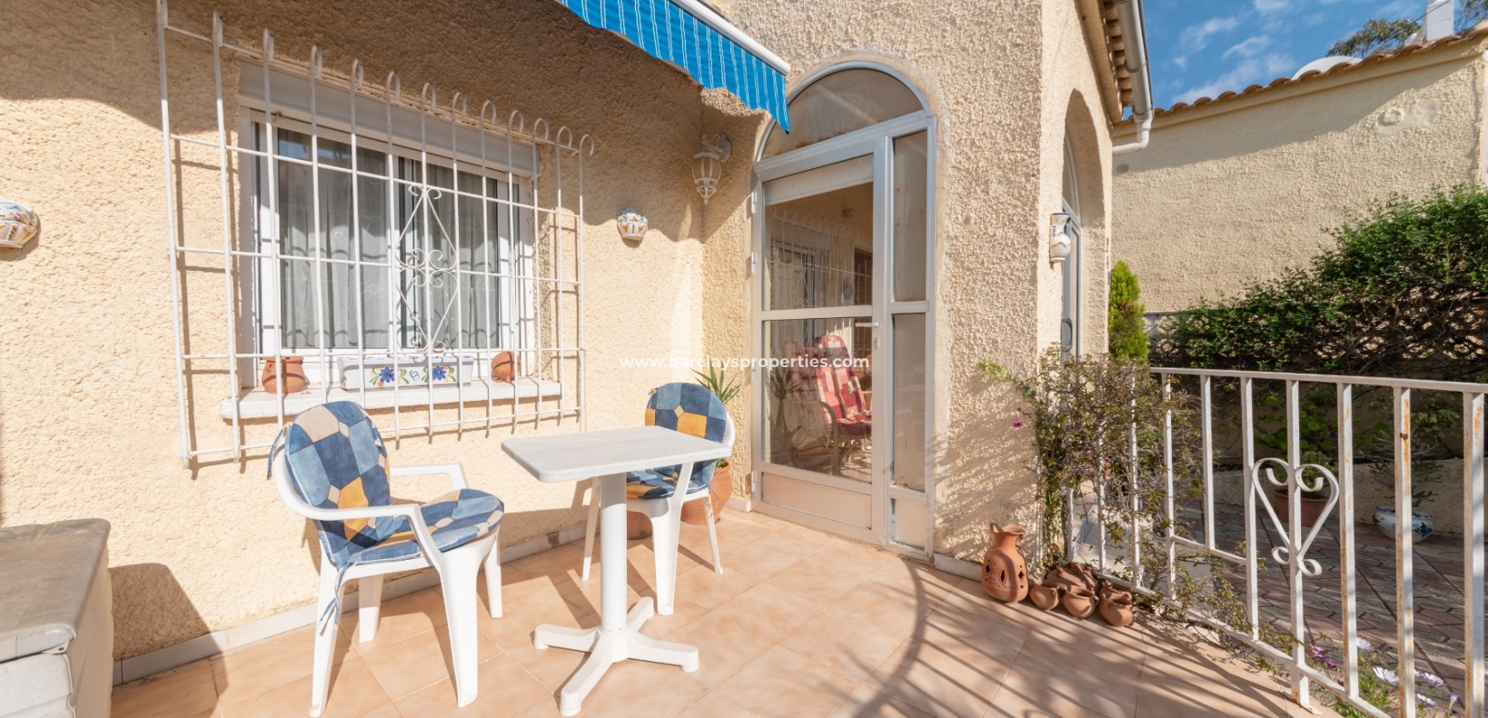 Wederverkoop - Vrijstaande Villa - Urb. La Marina