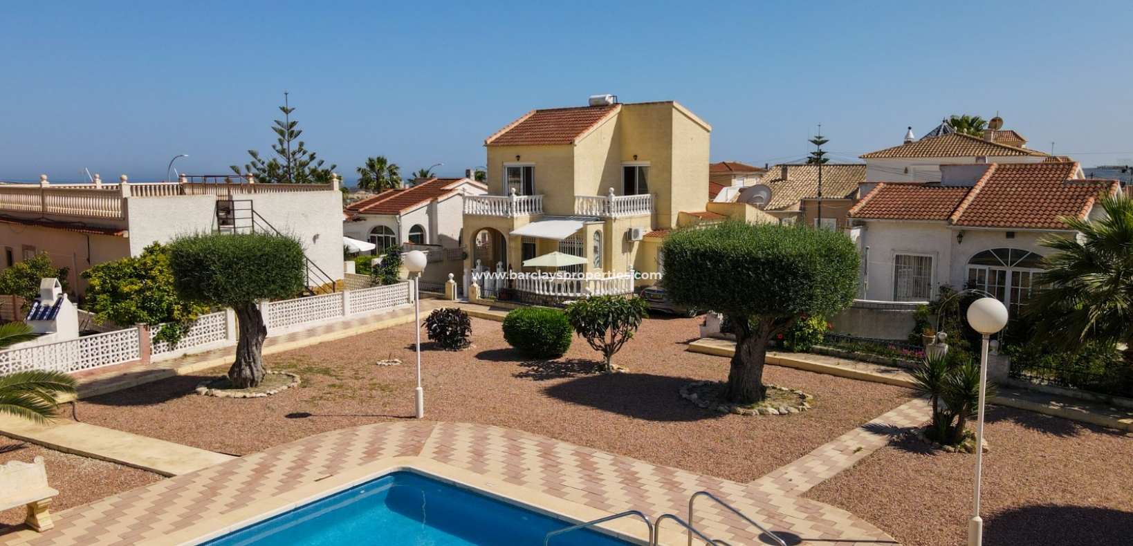 Wederverkoop - Vrijstaande Villa - Urb. La Marina