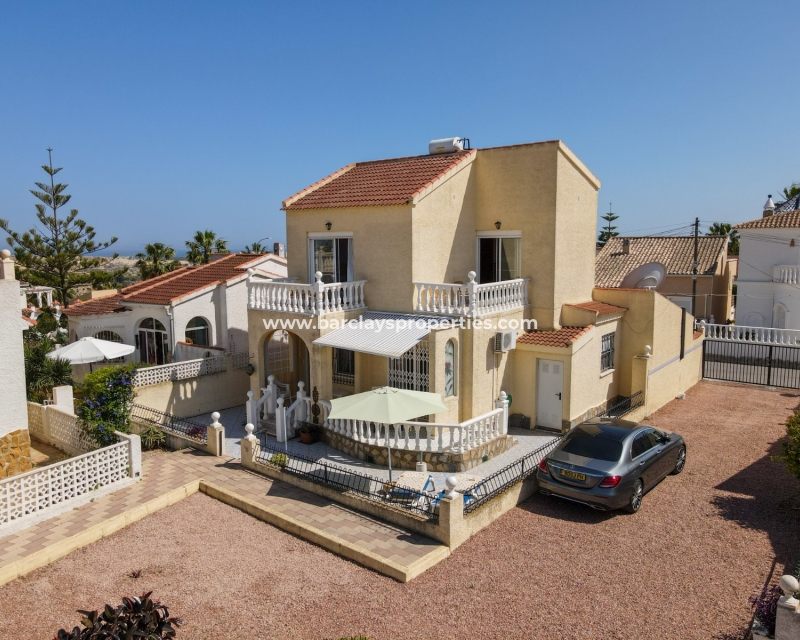 Wederverkoop - Vrijstaande Villa - Urb. La Marina