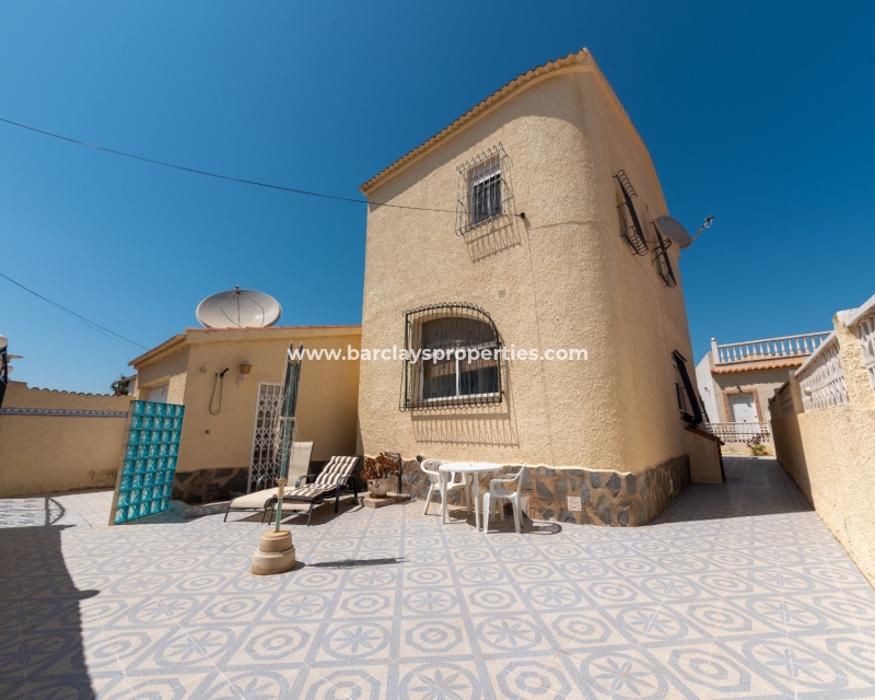 Wederverkoop - Vrijstaande Villa - Urb. La Marina