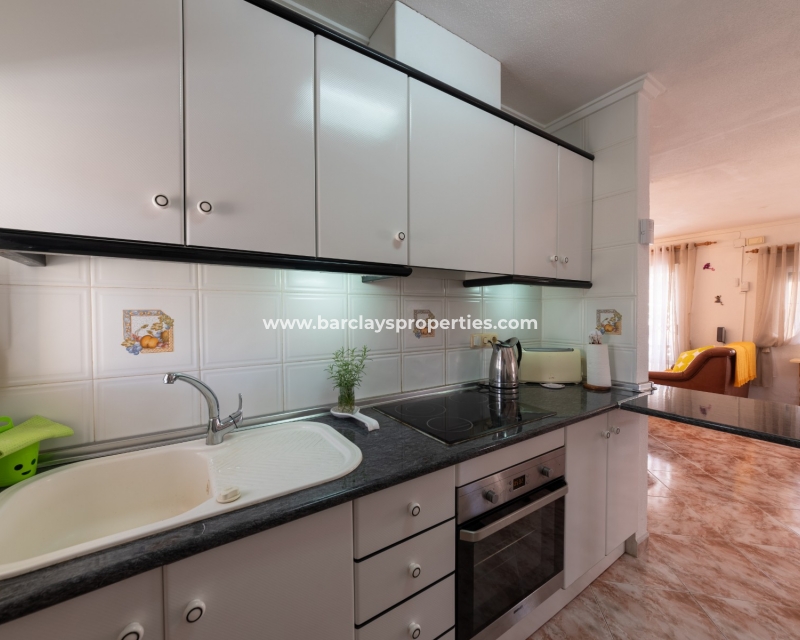 Wederverkoop - Vrijstaande Villa - Urb. La Marina