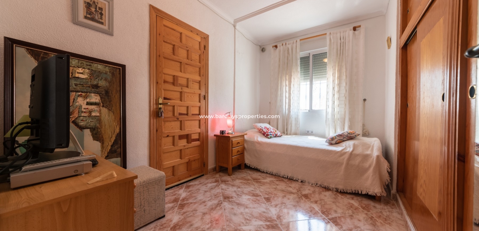 Wederverkoop - Vrijstaande Villa - Urb. La Marina