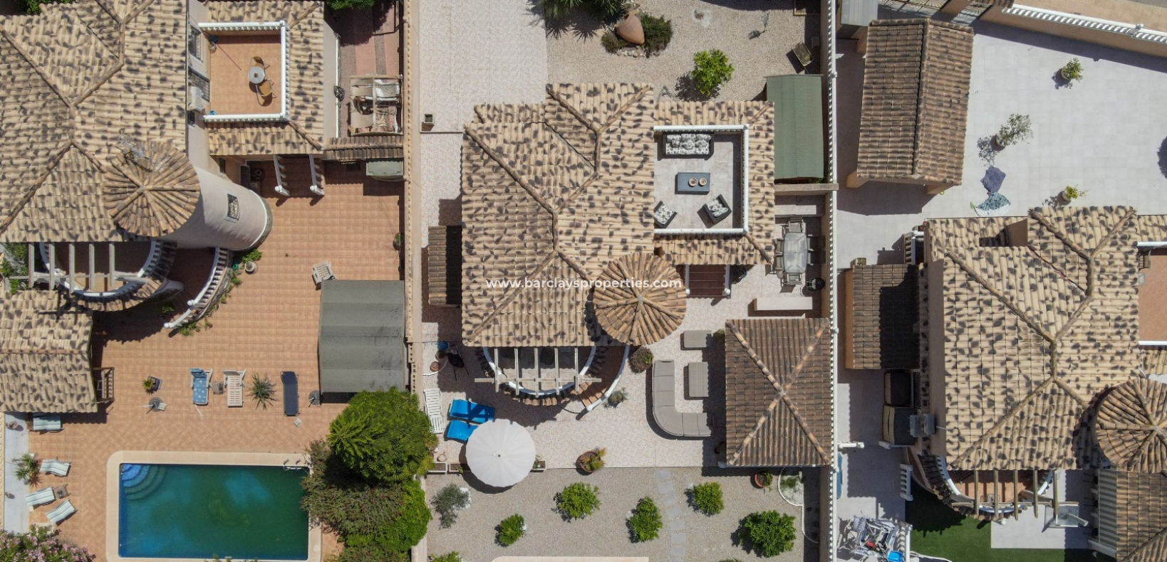 Wederverkoop - Vrijstaande Villa - Urb. La Marina