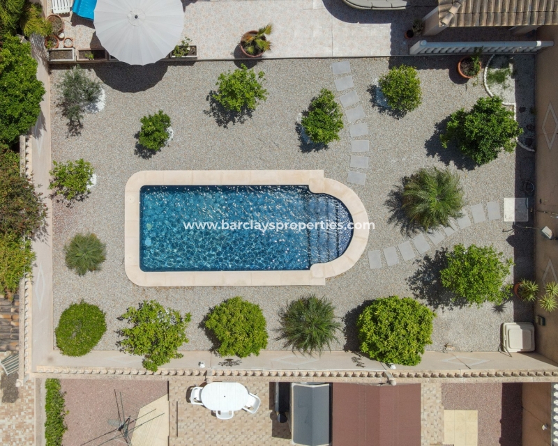 Wederverkoop - Vrijstaande Villa - Urb. La Marina