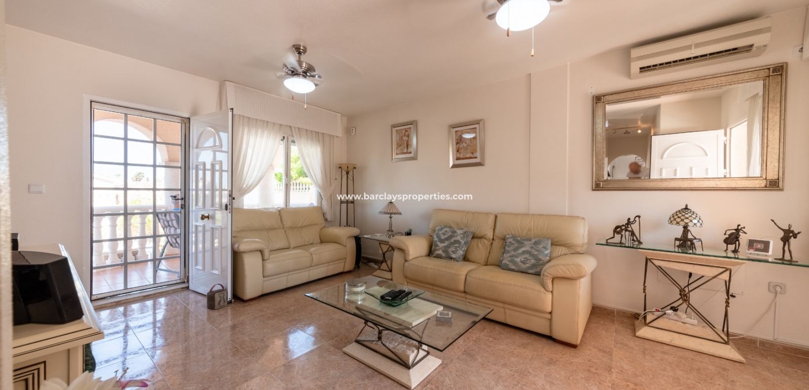 Wederverkoop - Vrijstaande Villa - Urb. La Marina