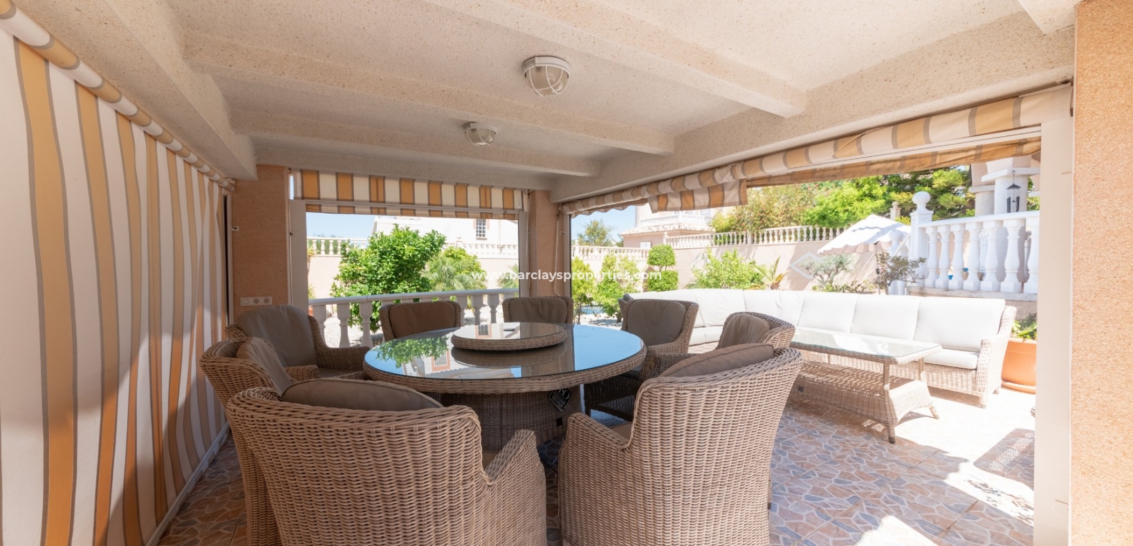 Wederverkoop - Vrijstaande Villa - Urb. La Marina