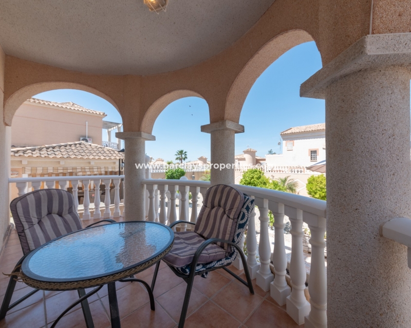 Wederverkoop - Vrijstaande Villa - Urb. La Marina