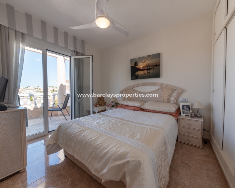 Wederverkoop - Vrijstaande Villa - Urb. La Marina