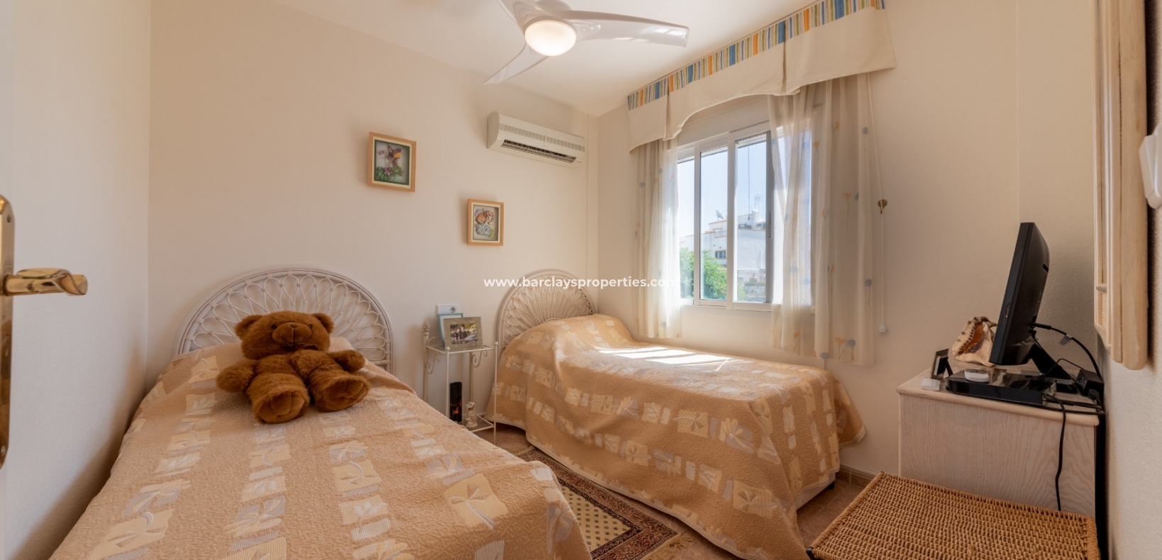 Wederverkoop - Vrijstaande Villa - Urb. La Marina