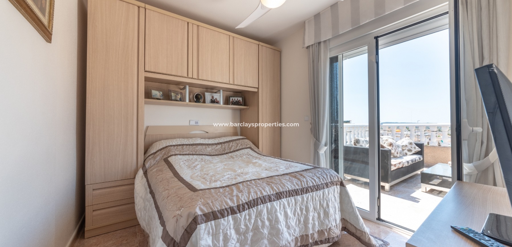 Wederverkoop - Vrijstaande Villa - Urb. La Marina