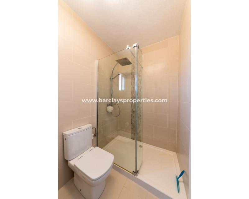 Wederverkoop - Vrijstaande Villa - Urb. La Marina