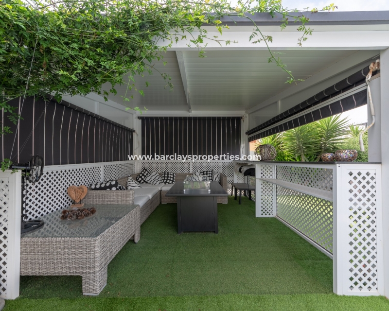 Wederverkoop - Vrijstaande Villa - Urb. La Marina