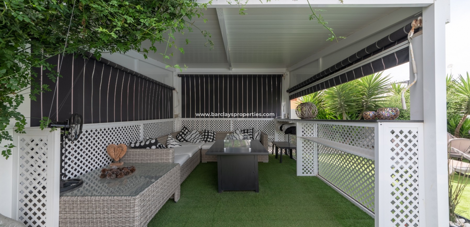 Wederverkoop - Vrijstaande Villa - Urb. La Marina