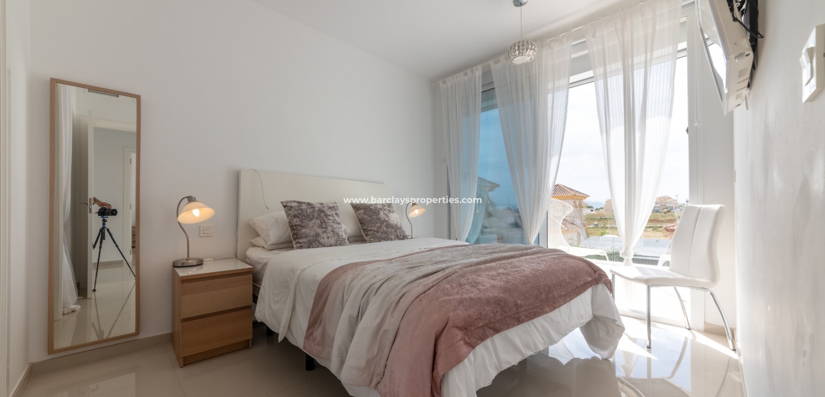 Wederverkoop - Vrijstaande Villa - Urb. La Marina