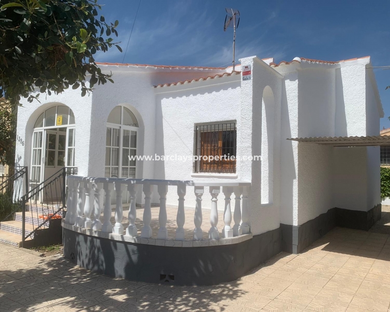 Wederverkoop - Vrijstaande Villa - Urb. La Marina