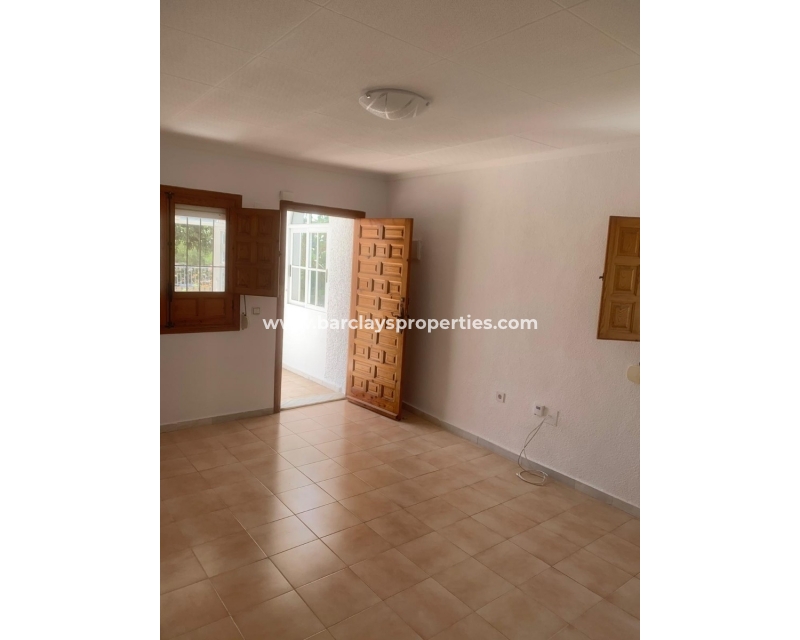 Wederverkoop - Vrijstaande Villa - Urb. La Marina