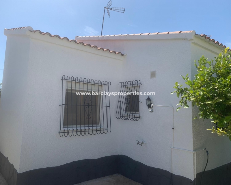 Wederverkoop - Vrijstaande Villa - Urb. La Marina