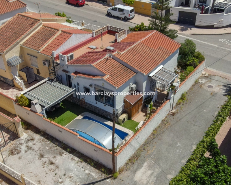 Wederverkoop - Vrijstaande Villa - Urb. La Marina