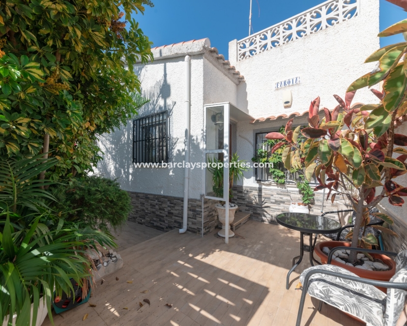 Wederverkoop - Vrijstaande Villa - Urb. La Marina