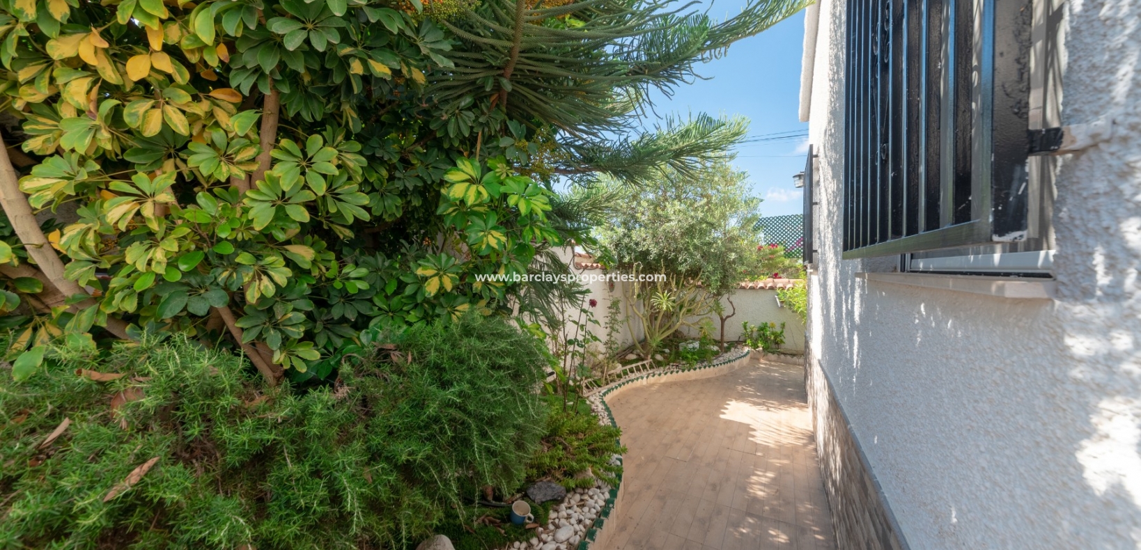 Wederverkoop - Vrijstaande Villa - Urb. La Marina