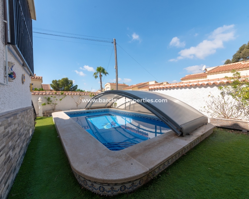 Wederverkoop - Vrijstaande Villa - Urb. La Marina