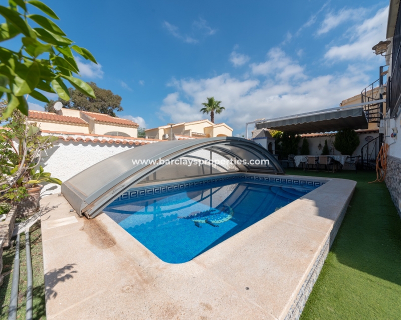 Wederverkoop - Vrijstaande Villa - Urb. La Marina