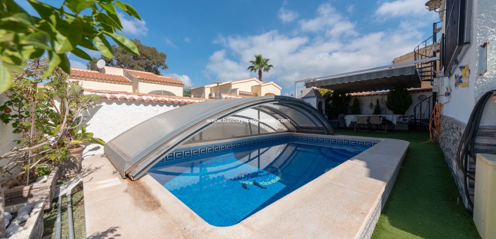 Wederverkoop - Vrijstaande Villa - Urb. La Marina